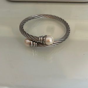 Unisex cable bangle with fresh water pearls bangle bracelet